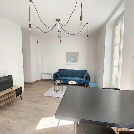 Apartment Agreable 2 Pieces Au Coeur De